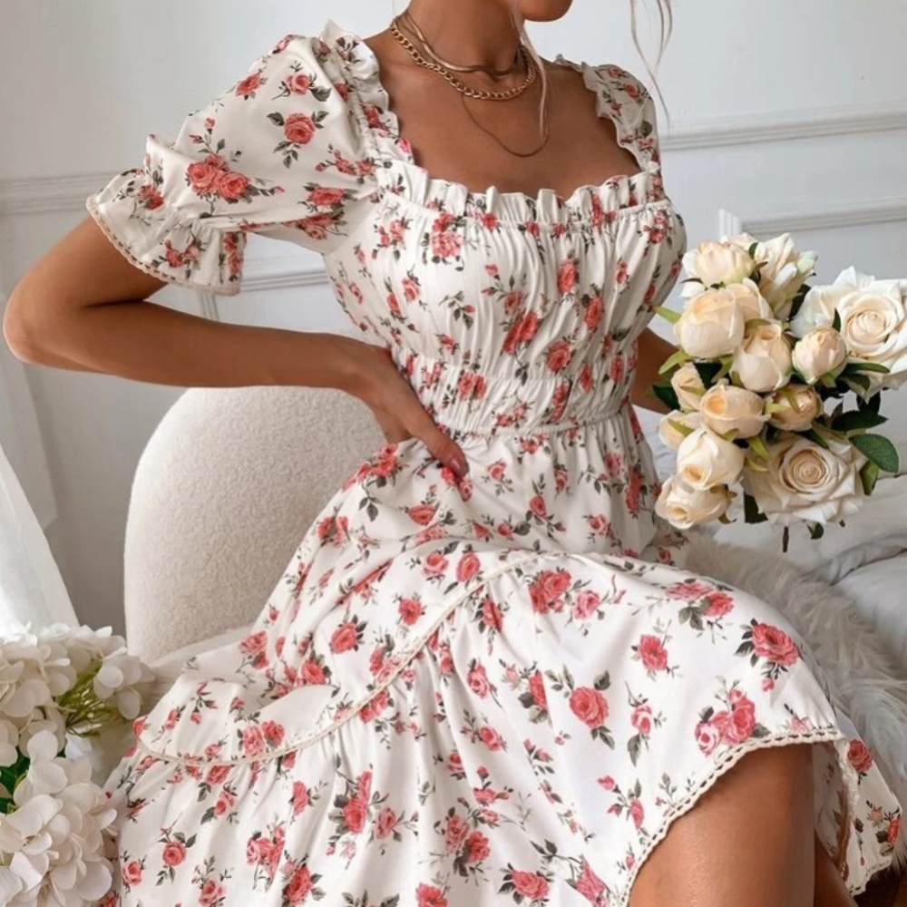 Floral ruffle puff sleeve dress